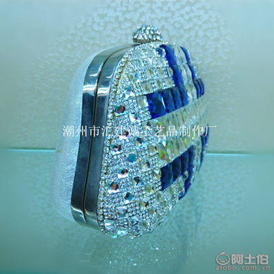 时款女士镶钻晚宴包手拿包钱包 潮州市汇建诚工艺品制作厂HZ149系列产品